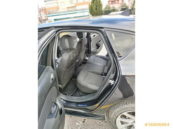 Sahibinden 101 binde orjinal  tek deişen Opel Astra 1.6 Edition 2012 Model