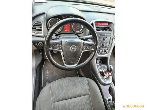 Sahibinden 101 binde orjinal  tek deişen Opel Astra 1.6 Edition 2012 Model