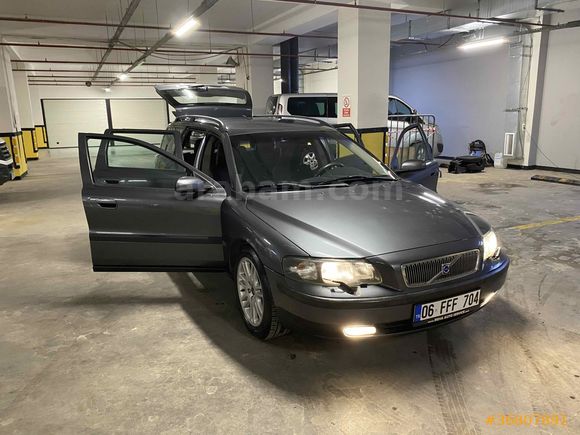 Sahibinden Volvo V70 2.4 D5 2004 Model 