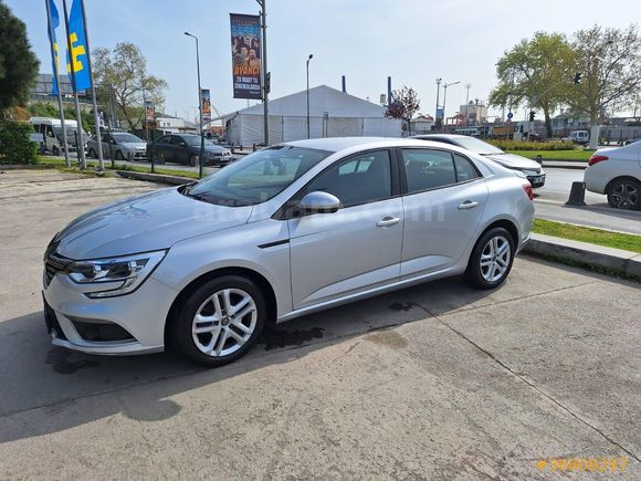 Sahibinden Renault Megane 1.3 TCe Joy 2020 Model