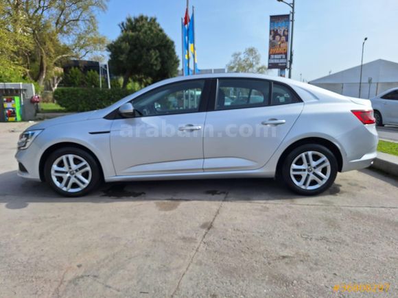 Sahibinden Renault Megane 1.3 TCe Joy 2020 Model