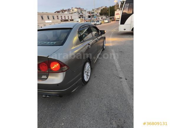Sahibinden Honda Civic 1.6 i-VTEC Premium 2007 Model