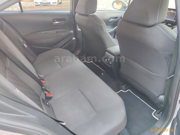 Sahibinden Toyota Corolla 1.8 Hybrid Flame 2020 Model 