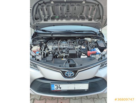 Sahibinden Toyota Corolla 1.8 Hybrid Flame 2020 Model 