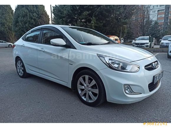 108473 km de,2012 model Hyundai Accent Blue 1.6 CRDI Prime full