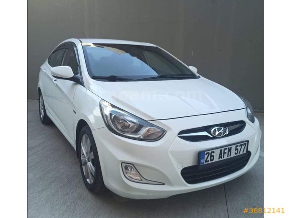 108473 km de,2012 model Hyundai Accent Blue 1.6 CRDI Prime full