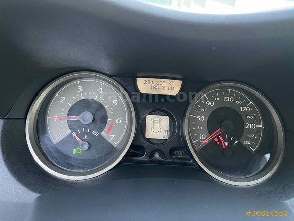 Sahibinden Renault Megane 1.6 Privilege 2006 Model  otomatik