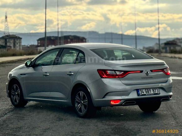 Sahibinden Renault Megane 1.5 Blue DCI Touch 2022 Model 