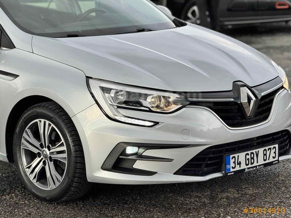 Sahibinden Renault Megane 1.5 Blue DCI Touch 2022 Model 