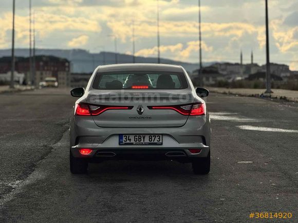Sahibinden Renault Megane 1.5 Blue DCI Touch 2022 Model 