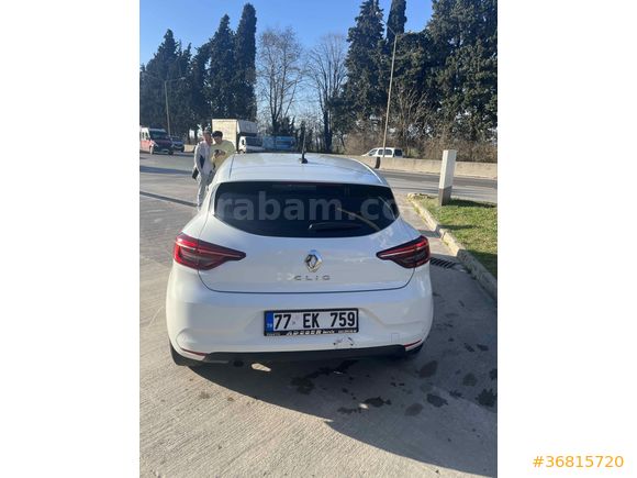 Sahibinden Renault Clio 1.0 TCe Touch 2020 Model  165.000 km Beyaz
