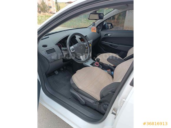 Memurdan Opel Astra 1.6 Essentia Konfor 2013 Model 