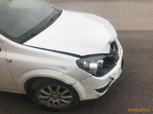 Memurdan Opel Astra 1.6 Essentia Konfor 2013 Model 