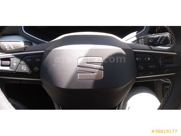 Sahibinden Seat Arona 1.0 TSI Style Plus 2023 Model