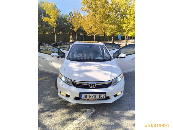 Sahibinden Honda Civic 1.6 i-VTEC ECO Elegance 2012 Model