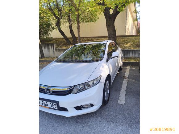 Sahibinden Honda Civic 1.6 i-VTEC ECO Elegance 2012 Model