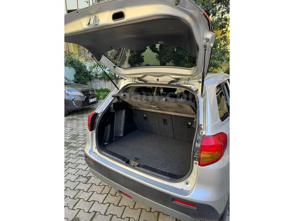 İLKSAHİBİ MEMURDAN 2019 ÇIKIŞLI 64 BİNDE GARAJ ARABASI SUZUKİ VİTARA