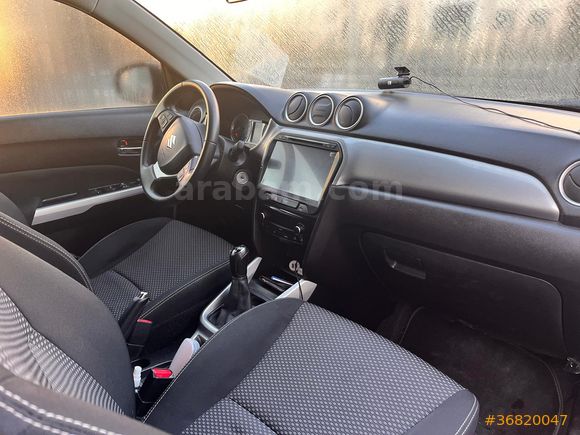 İLKSAHİBİ MEMURDAN 2019 ÇIKIŞLI 64 BİNDE GARAJ ARABASI SUZUKİ VİTARA