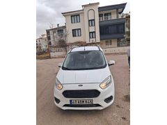 Sahibinden değişensiz, tramersiz, otomobil ruhsatlı Ford Tourneo Courier 1.5 TDCi Jurney Titanium 2020 Model  162.000 km Beyaz