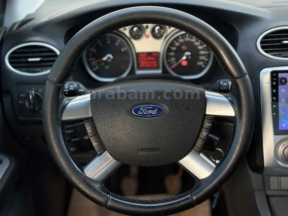 Sahibinden Ford Focus 1.6 Ti-VCT Titanium 2010 Model 