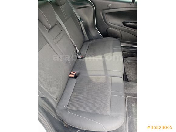 Sahibinden Ford B-Max 1.6 Titanium 2013 Model