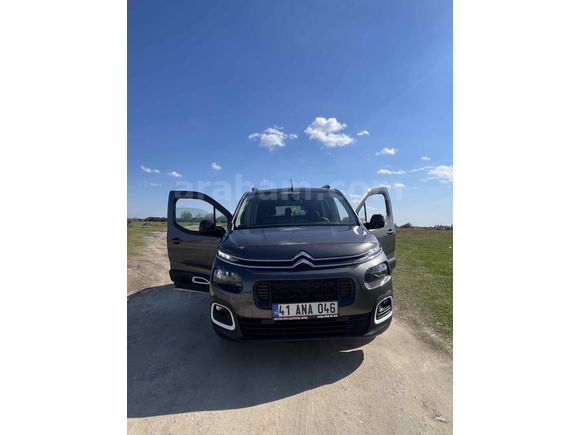 Sahibinden Citroen Berlingo 1.5 BlueHDI Feel Stil 2022 Model 