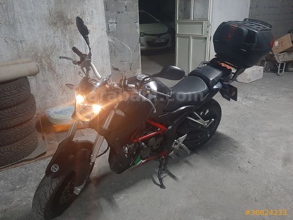 Benelli TNT 25 