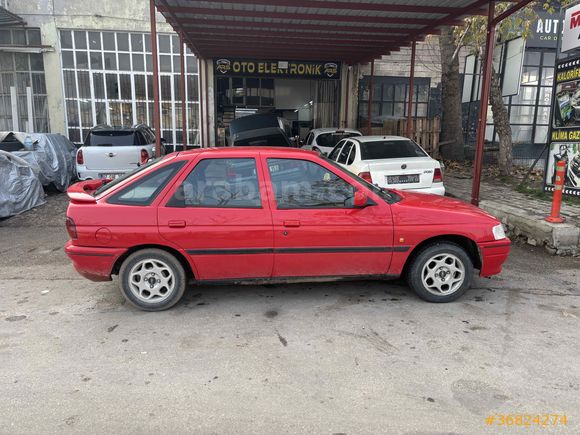 Sahibinden Ford Escort 1.6 CLX 1995 Model 