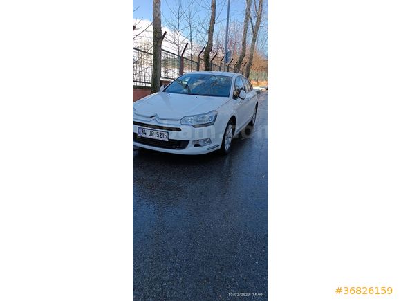 Sahibinden Citroen C5 1.6 e-HDi Confort 2012 Model İstanbul 160.000 km Beyaz