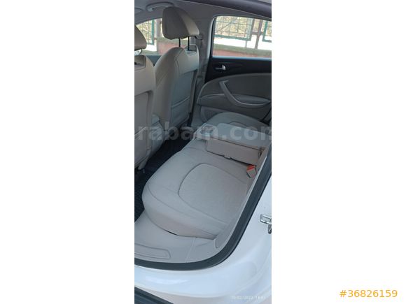 Sahibinden Citroen C5 1.6 e-HDi Confort 2012 Model İstanbul 160.000 km Beyaz