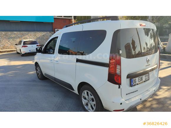 Sahibinden Renault Express 1.5 BlueDCI Touch 2021 Model