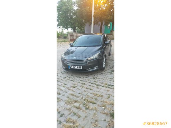 Sahibinden Ford Focus 1.6 Ti-VCT Titanium 2015 Model  68000 km de