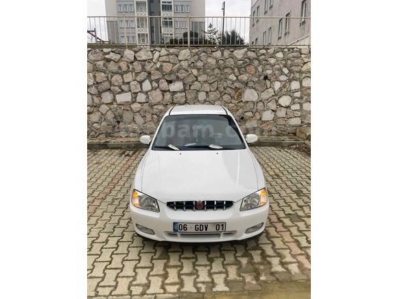 Sahibinden Hyundai Accent 1.5 1.5i GLS 2000 Model 