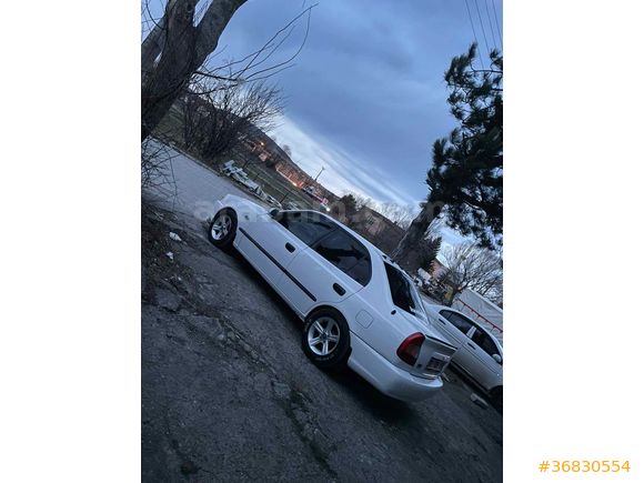 Sahibinden Hyundai Accent 1.5 1.5i GLS 2000 Model 