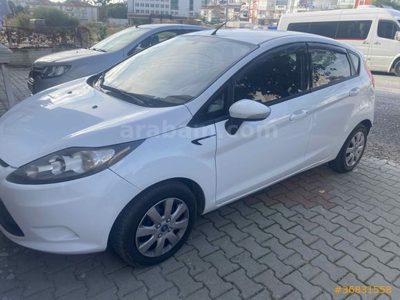 Sahibinden Ford Fiesta 1.4 TDCi Trend 2012 Model 