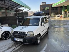 Sahibinden Fiat Doblo Combi 1.9 D Active 2005 Model  350.000 km Beyaz