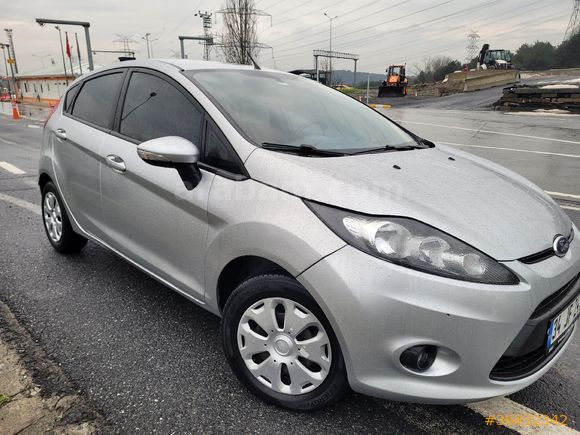 Sahibinden Ford Fiesta 1.4 TDCi Trend 2012 Model İstanbul 94.000 km Gri (Gümüş)
