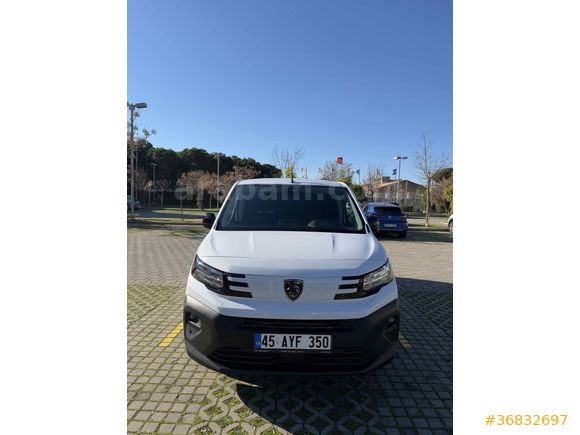 Sahibinden Peugeot Partner 1.5 BlueHDI Comfort 2025 Model 