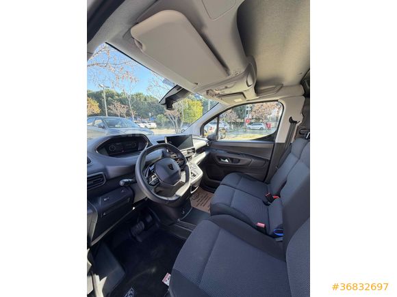 Sahibinden Peugeot Partner 1.5 BlueHDI Comfort 2025 Model 