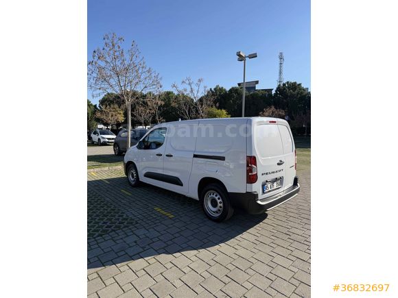 Sahibinden Peugeot Partner 1.5 BlueHDI Comfort 2025 Model 