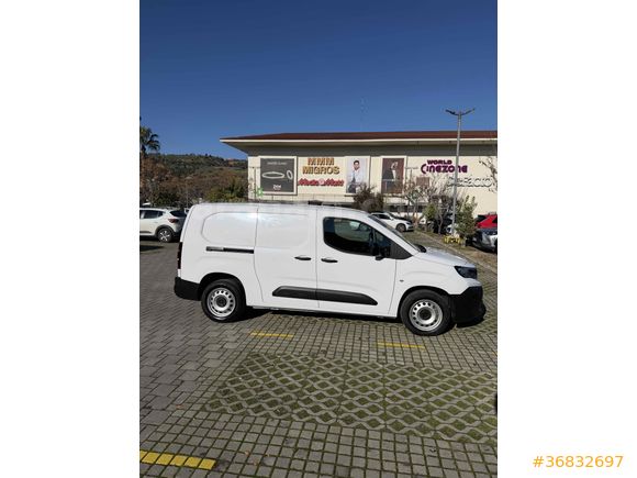 Sahibinden Peugeot Partner 1.5 BlueHDI Comfort 2025 Model 
