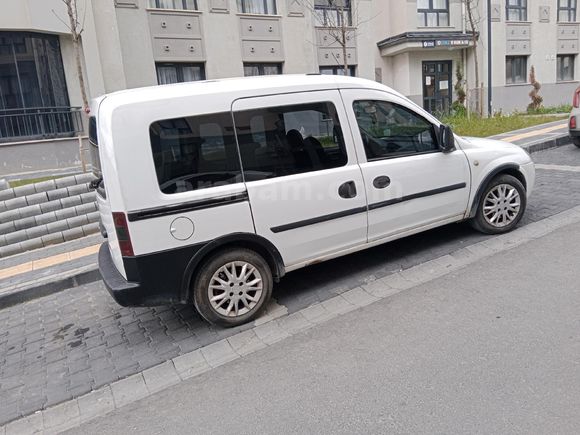 Sahibinden Opel Combo 1.3 CDTI City Plus 2009 Model  357 km Beyaz