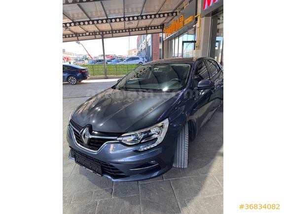 Sahibinden Renault Megane 1.3 TCe Joy 2022 Model