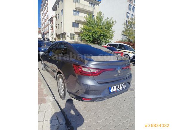 Sahibinden Renault Megane 1.3 TCe Joy 2022 Model