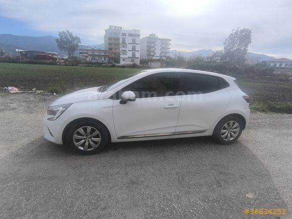 Sahibinden Renault Clio 1.5 BlueDCI Joy 2020 Model 