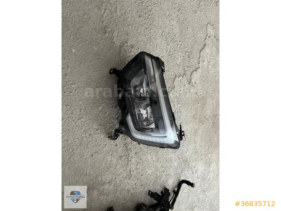 RENAULT MASTER 4 ÇIKMA SAĞ ARKA ÇAMURLUK