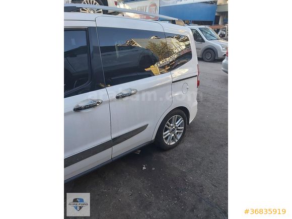 Ford Courier Çıkma Hatasız Sol Arka Kapı