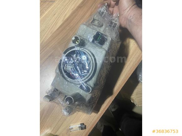 Kia prico sağ far sıfır ürün