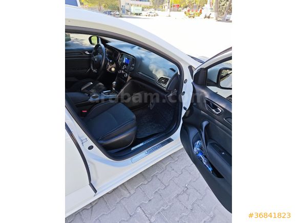 Megane 4 1.3 TCe Otomatik | Hatasiz Boyasiz
Tramersiz|