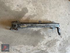 CADDY ÖN TAMPON DEMİRİ 2015-2018 2K5807111